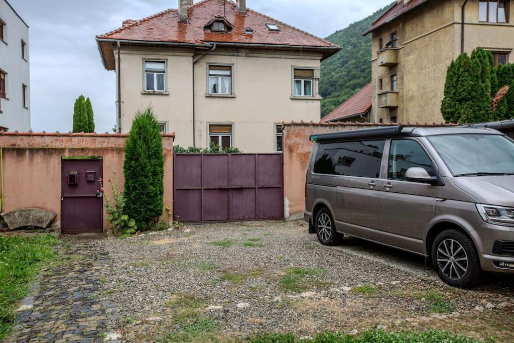 Gb4 By Rentable Apartment Brasov Exterior photo